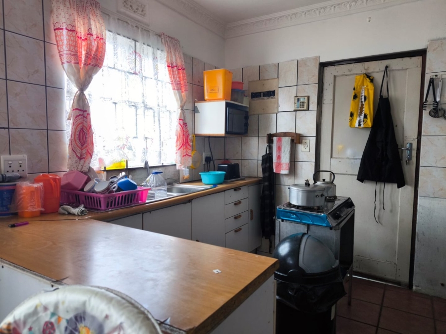 3 Bedroom Property for Sale in Lavender Hill Western Cape
